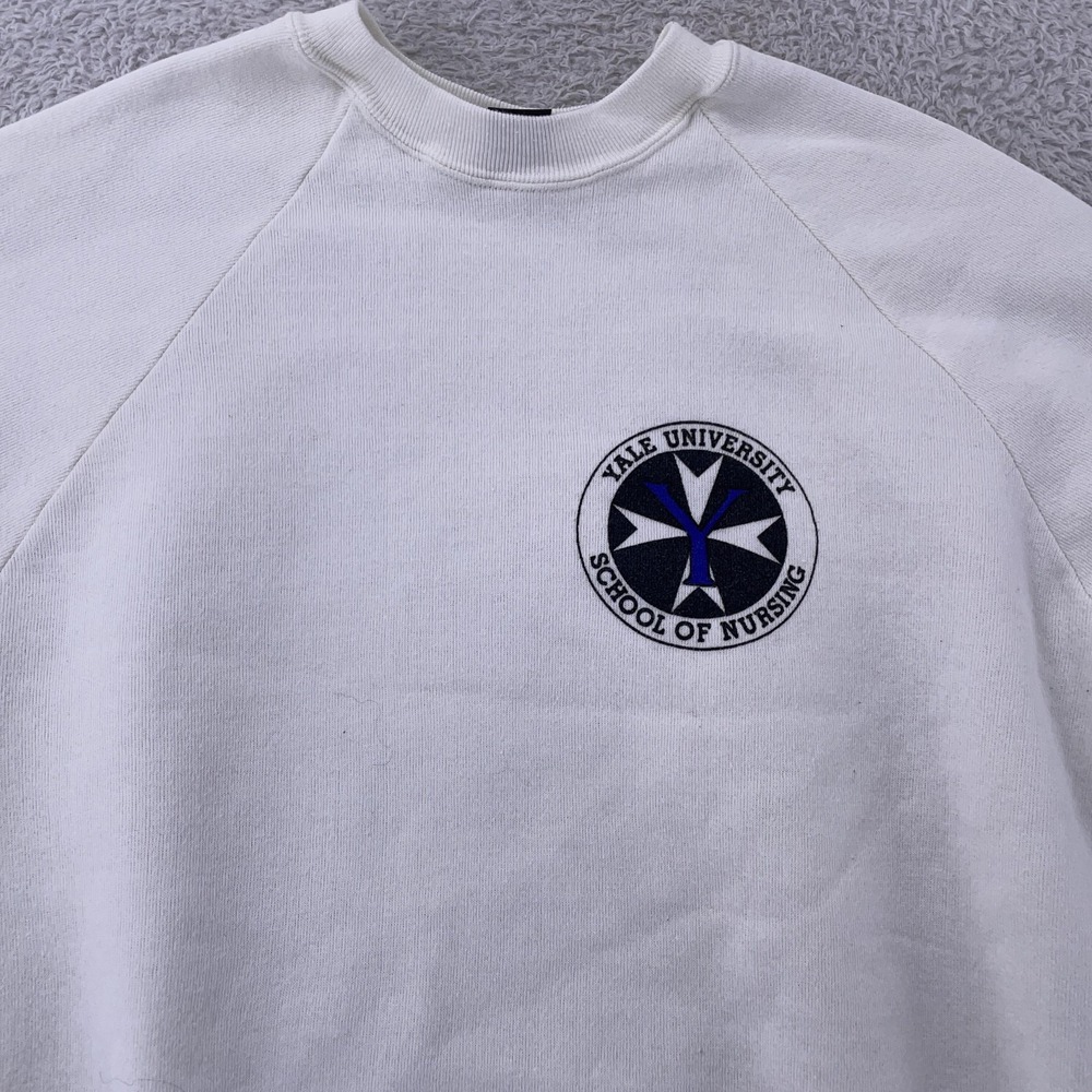 Vintage Yale School of Nursing Sweatshirt Mens CROP FIT Small Crewneck 90s